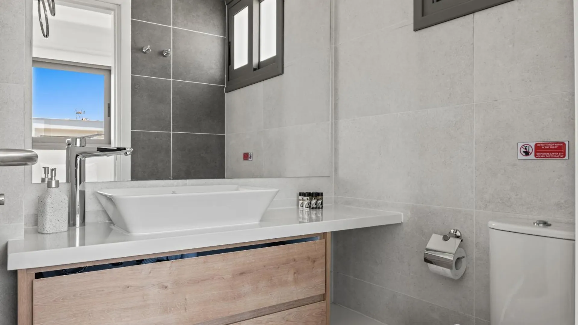 Serenity Waves Villa 16 Ларнака