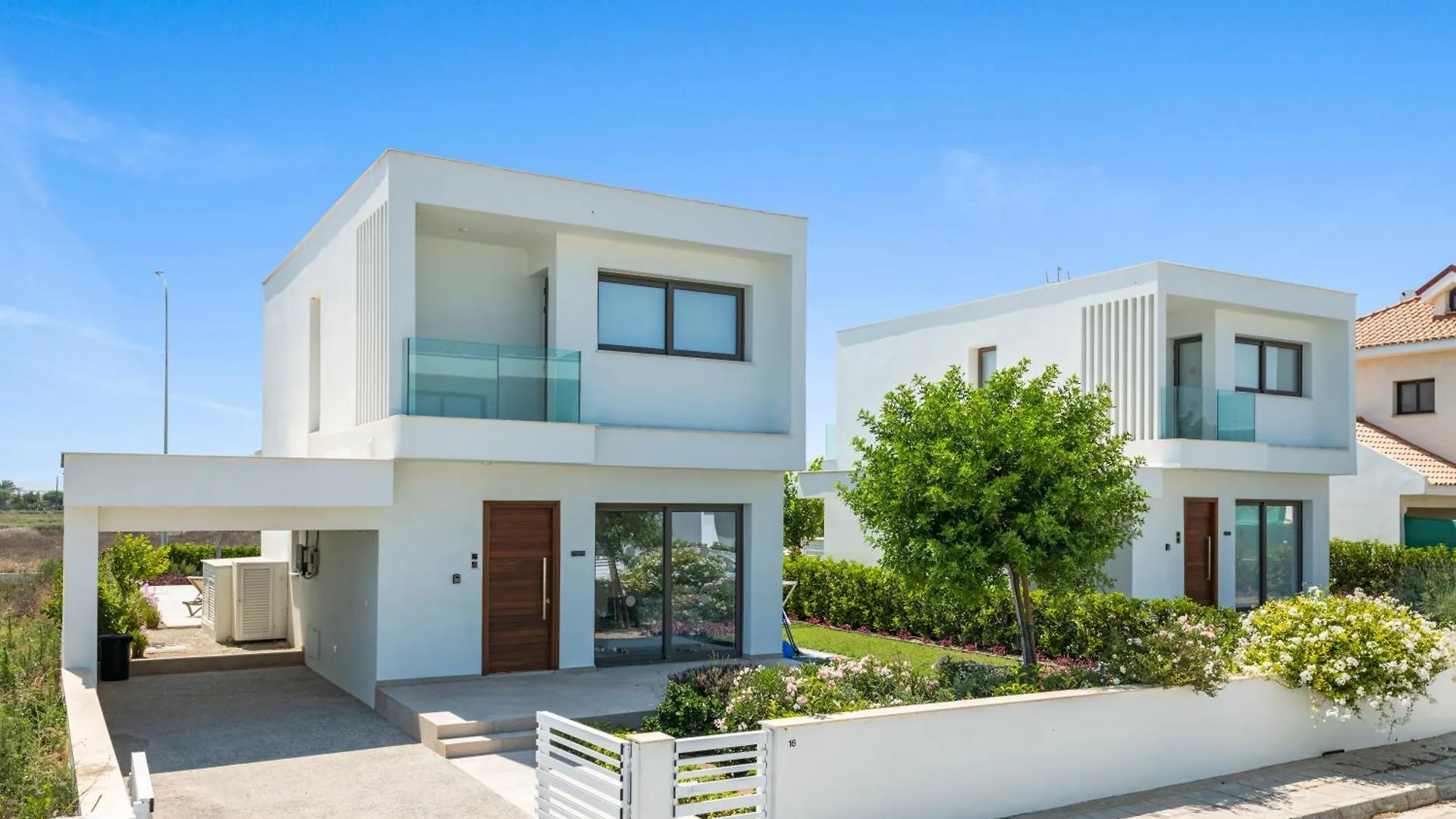 Serenity Waves Villa 16 Ларнака Кипр
