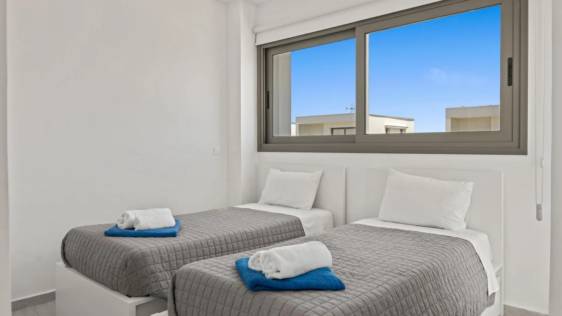 Serenity Waves Villa 16 Ларнака Кипр